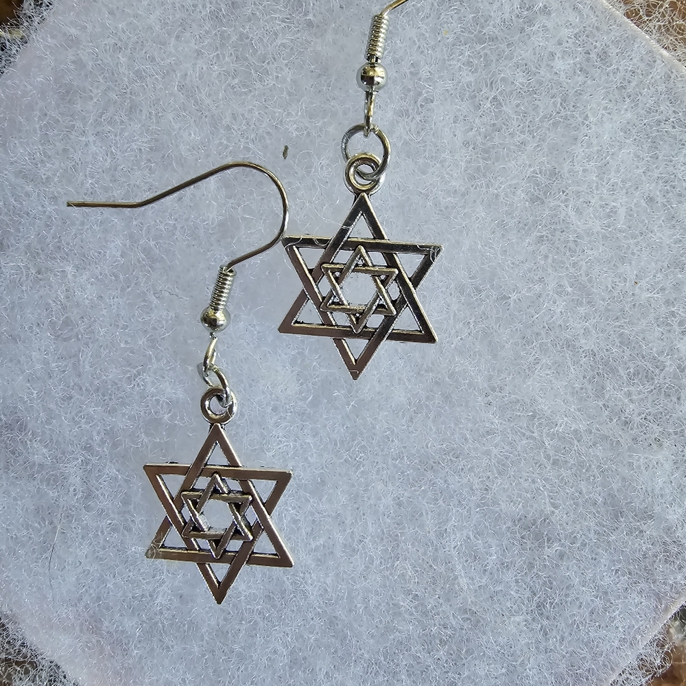DESIGNER ORIGINAL CREATED JUDAISM STAR OF DAVID SILVER EARRINGS
